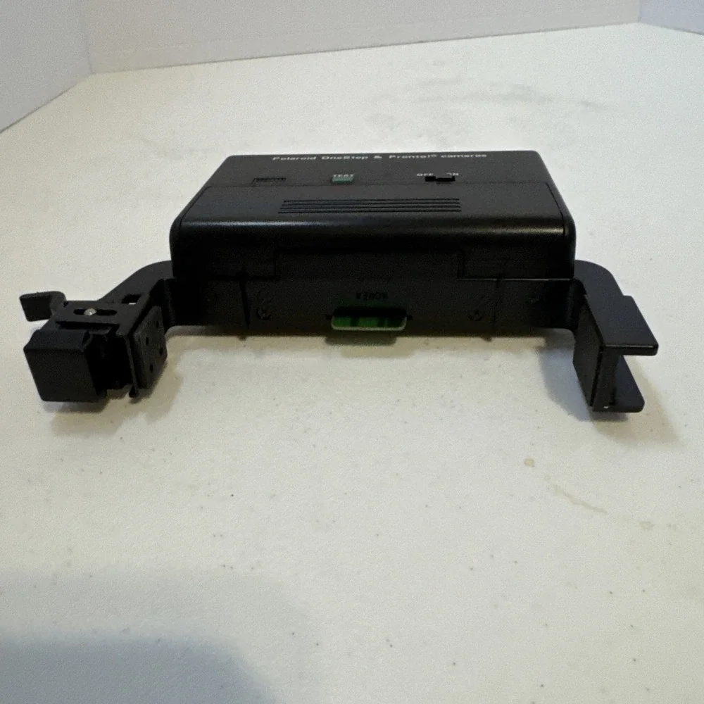 Vintage Montgomery Ward Polaroid One Step & Pronto! Mountable Camera Flash READ